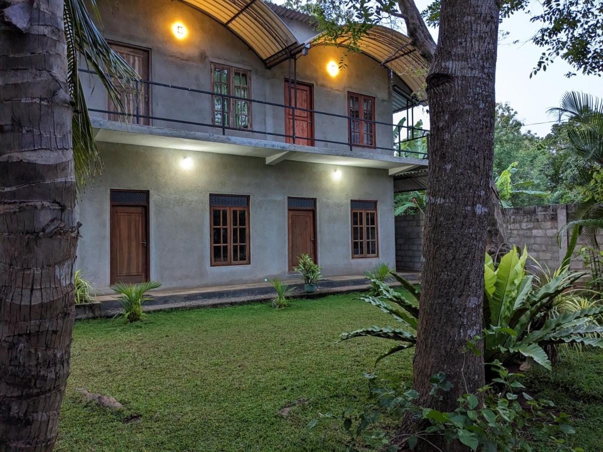 Afenta Motel- Mihintale Exterior photo